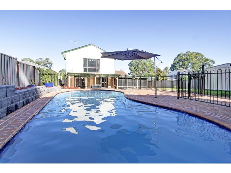 33 Asquith Ave,, Windermere Park NSW 2264 the real estate agency Withdrawn