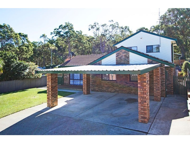 33 Asquith Ave,, Windermere Park NSW 2264 the real estate agency Withdrawn