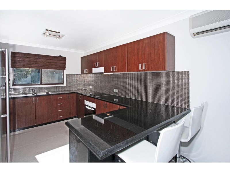 84 Sunshine Parade, Sunshine NSW 2264