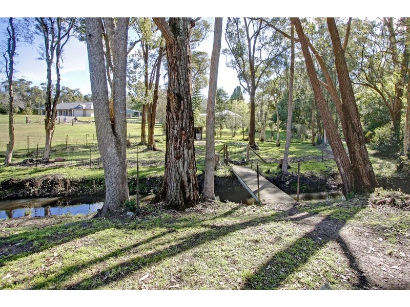 657A freemans Drive, Cooranbong NSW 2265