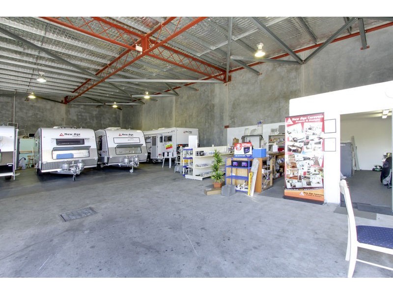 2-3/14 Alliance Ave, Morisset NSW 2264