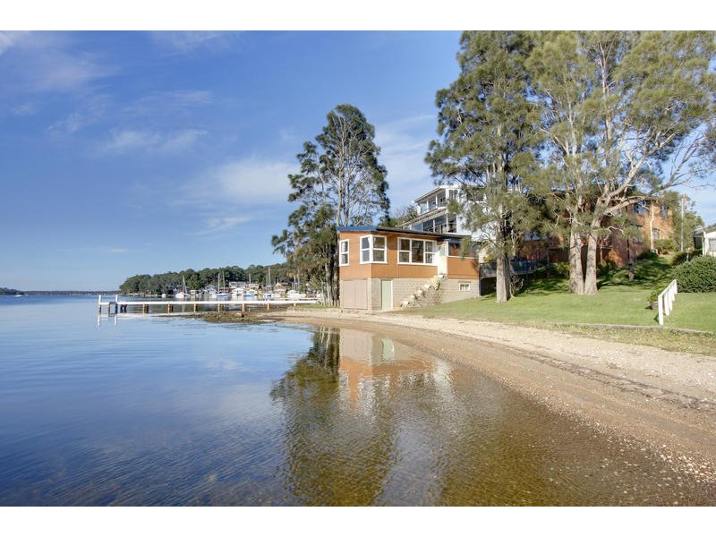 65 Sunshine Parade, Sunshine NSW 2264