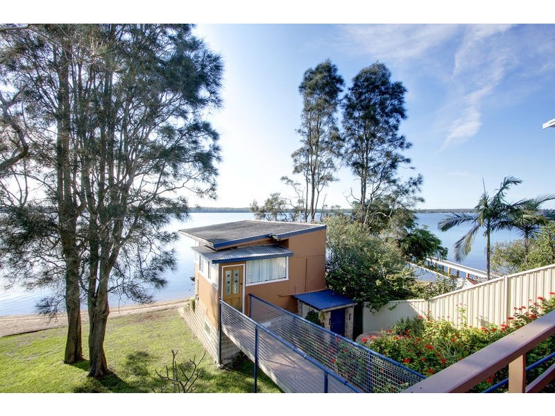 65 Sunshine Parade, Sunshine NSW 2264