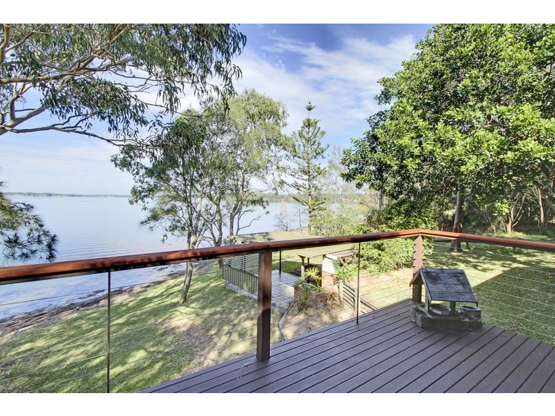 2 Bardon Lane, Brightwaters NSW 2264