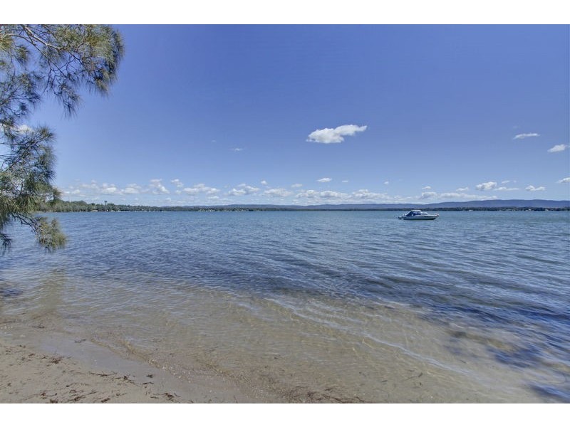 27 Marina Road, Bonnells Bay NSW 2264