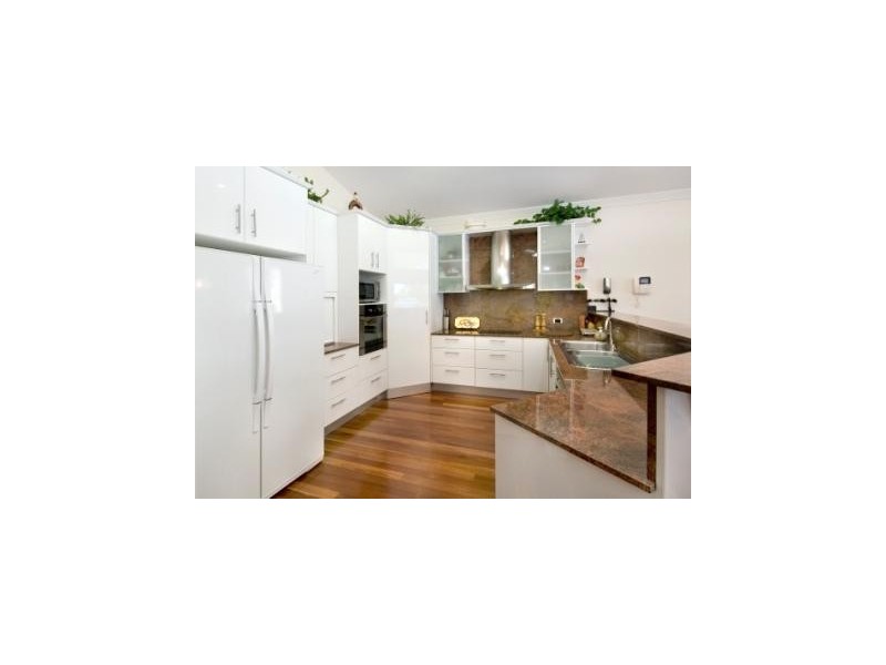 4 Bulgonia Road, Brightwaters NSW 2264