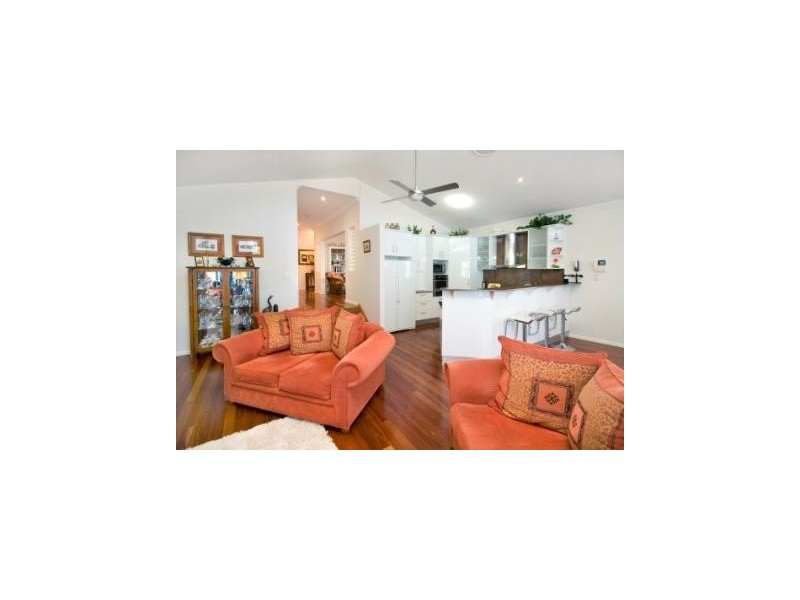 4 Bulgonia Road, Brightwaters NSW 2264