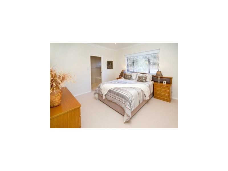 4 Bulgonia Road, Brightwaters NSW 2264