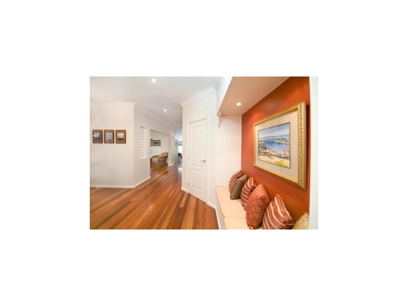 4 Bulgonia Road, Brightwaters NSW 2264