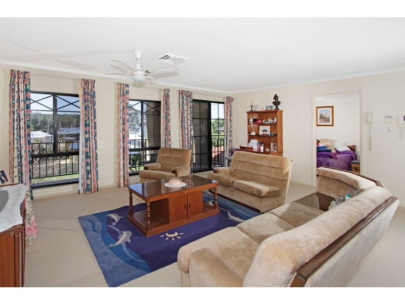 72 Dandaraga Road, Brightwaters NSW 2264