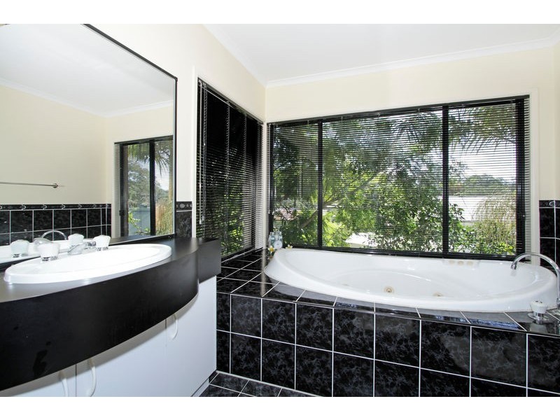 72 Dandaraga Road, Brightwaters NSW 2264