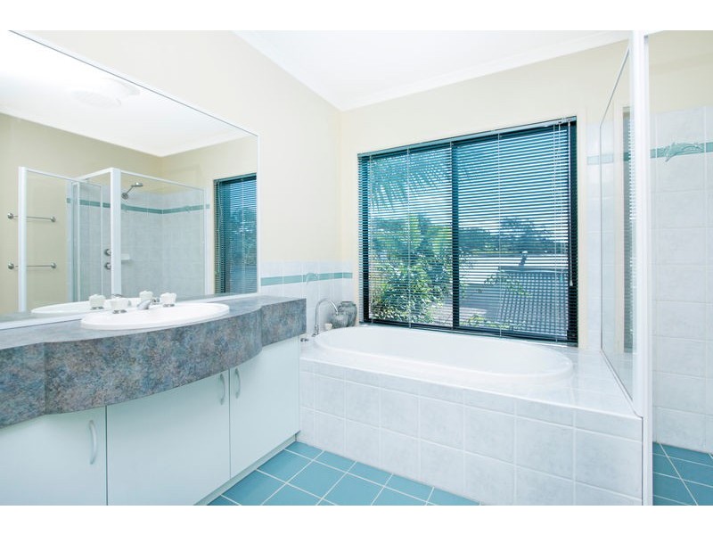 72 Dandaraga Road, Brightwaters NSW 2264
