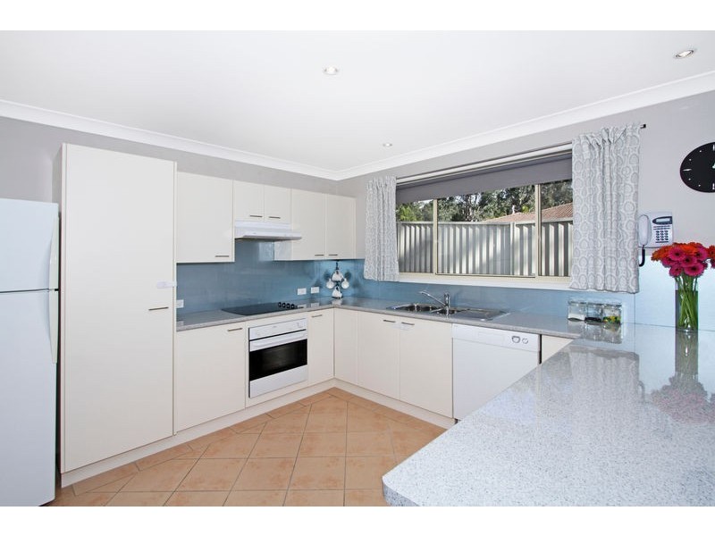 11 Hervey Street, Windermere Park NSW 2264