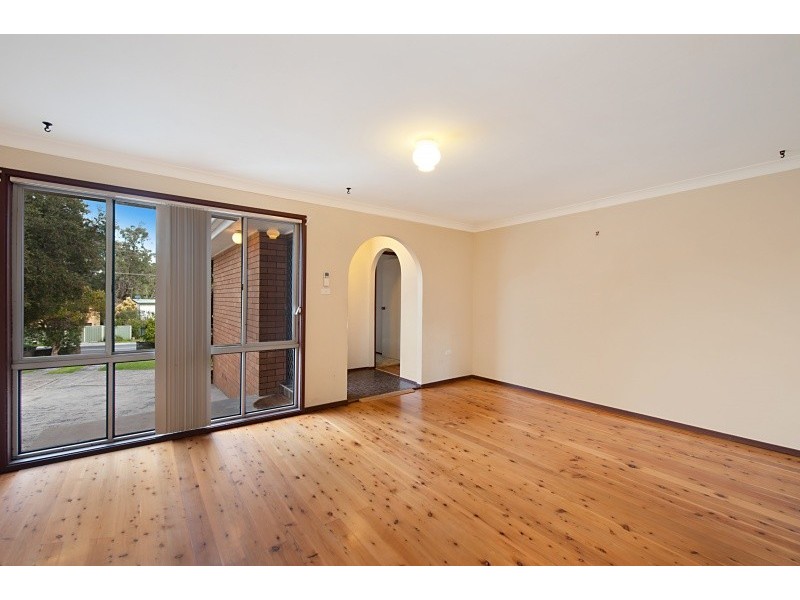 31 Rhodes Parade, Windermere Park NSW 2264