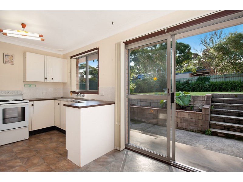 31 Rhodes Parade, Windermere Park NSW 2264