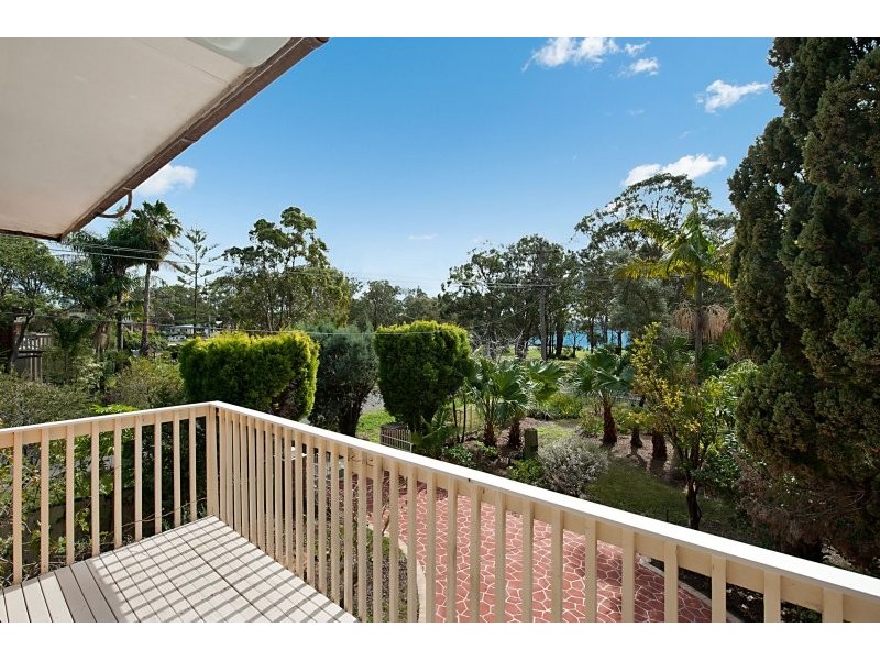 82 – 84  Grand Parade, Bonnells Bay NSW 2264