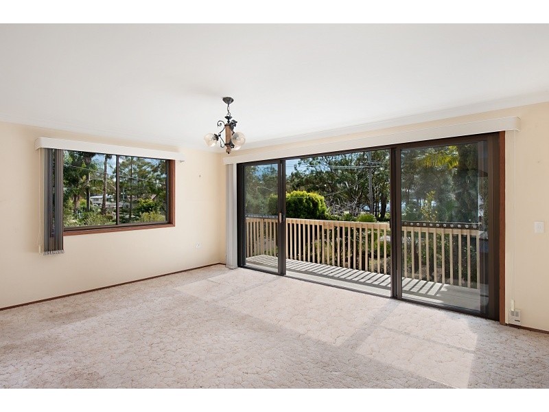 82 – 84  Grand Parade, Bonnells Bay NSW 2264