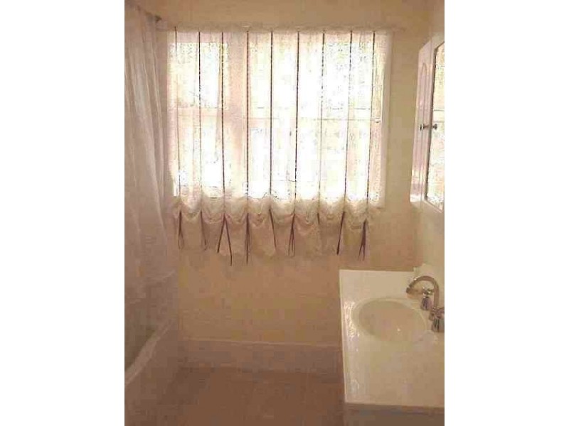 14 Asquith Ave, Windermere Park NSW 2264