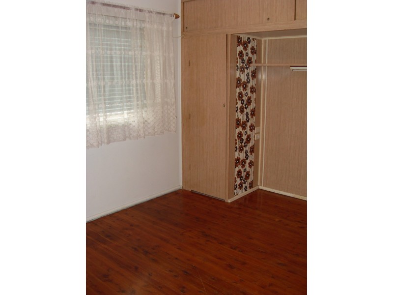 110 Macquarie Street, Morisset NSW 2264