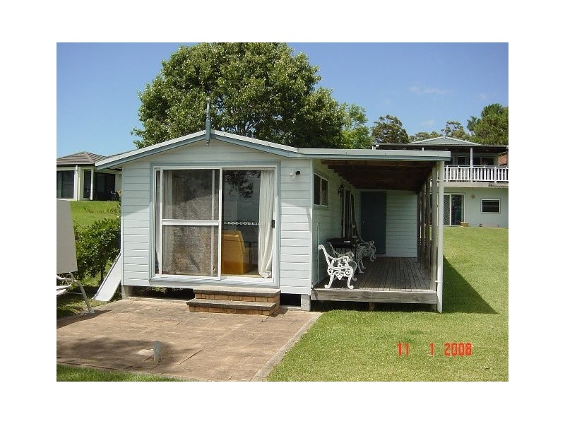 209 Grand Parade, Bonnells Bay NSW 2264