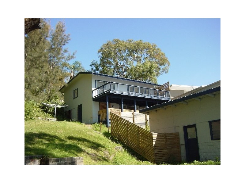 17 Beach Road, Balcolyn NSW 2264