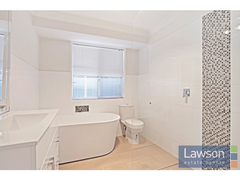 36a Bailey St, Brightwaters NSW 2264