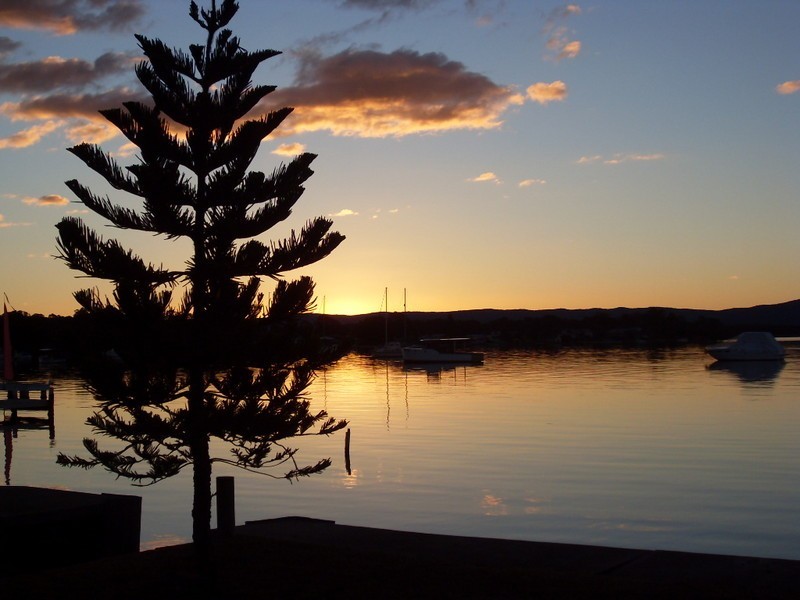 135-137 Grand Parade, Bonnells Bay NSW 2264