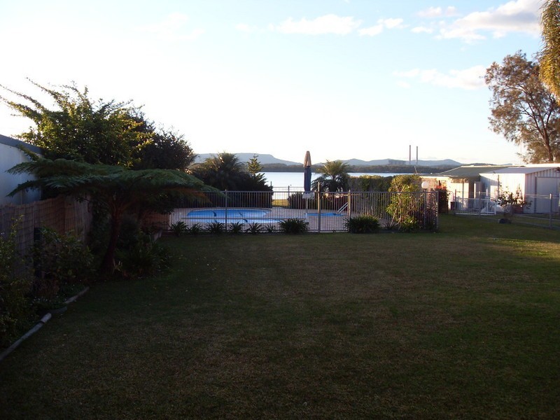 135-137 Grand Parade, Bonnells Bay NSW 2264