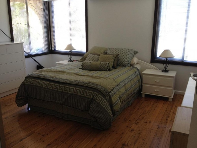 14 Bulgonia Road, Brightwaters NSW 2264