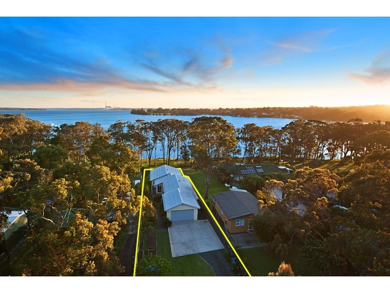 52 Bulgonia Road, Brightwaters NSW 2264