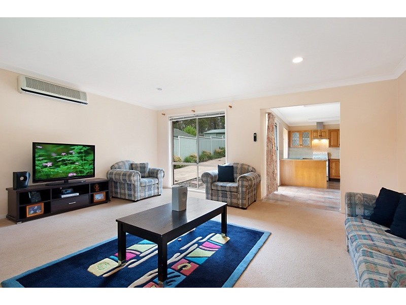 16 Watt Street, Windermere Park NSW 2264