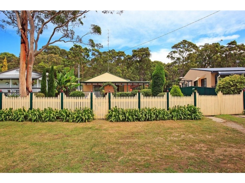 30 Frederick Street, Windermere Park NSW 2264