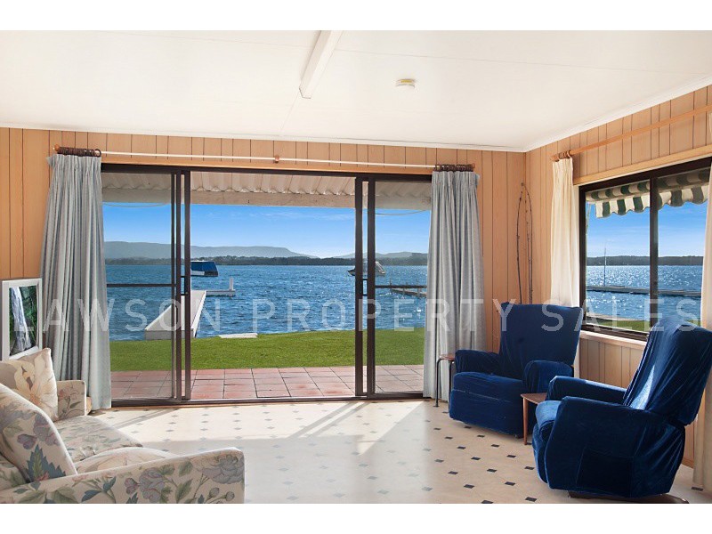 123 Grand Parade, Bonnells Bay NSW 2264