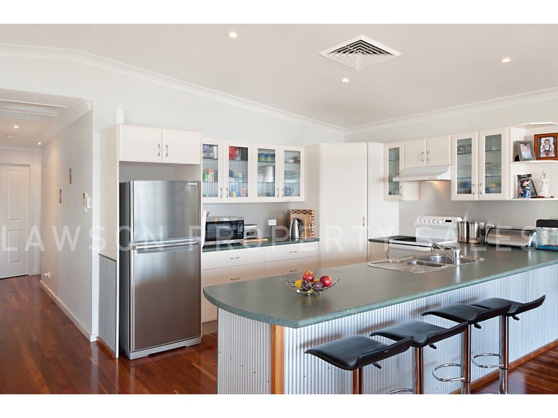 123 Grand Parade, Bonnells Bay NSW 2264