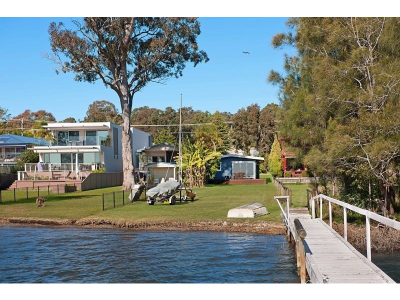 73 Grand Parade, Bonnells Bay NSW 2264