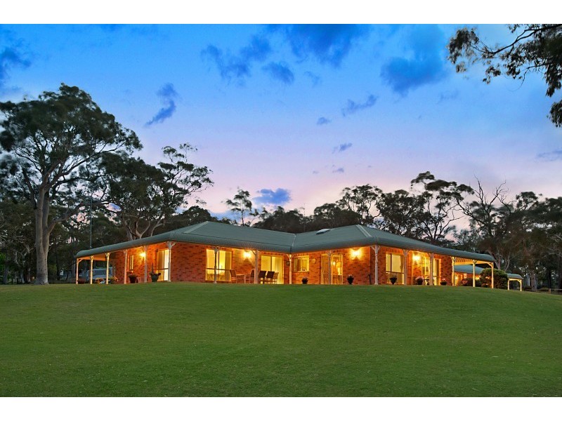 5 Simmons Close, Wyee Point NSW 2259