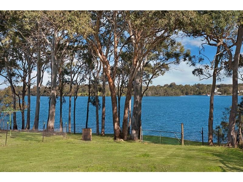 5 LAKEVIEW AVENUE, Brightwaters NSW 2264