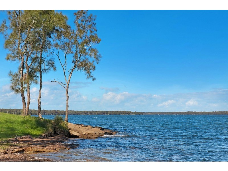 5 LAKEVIEW AVENUE, Brightwaters NSW 2264