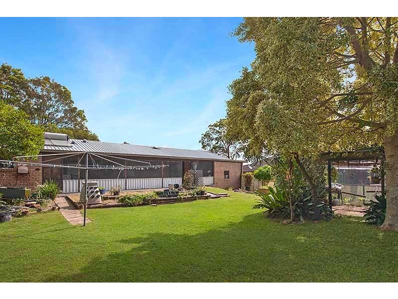 33 Amos Street, Bonnells Bay NSW 2264