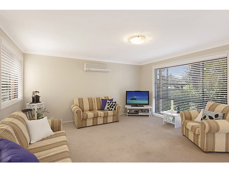 34 Frederick Street, Windermere Park NSW 2264