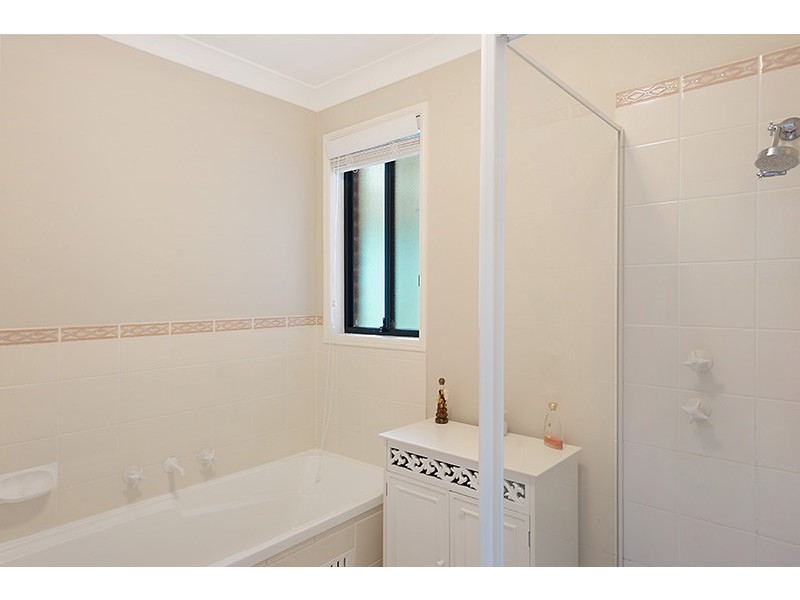 34 Frederick Street, Windermere Park NSW 2264