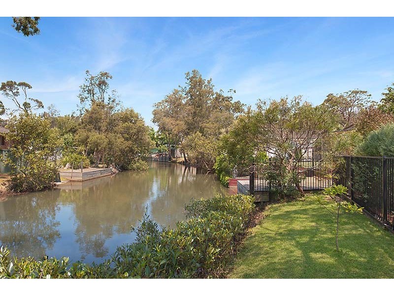 17 Victoria Street, Windermere Park NSW 2264