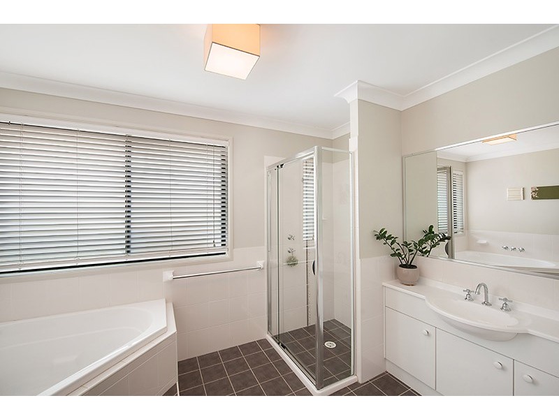 17 Victoria Street, Windermere Park NSW 2264