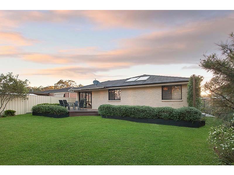 17 Victoria Street, Windermere Park NSW 2264