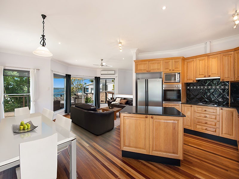 9 Albert Street, Bonnells Bay NSW 2264