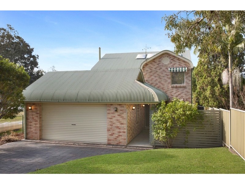 19 Waterside Avenue, Sunshine NSW 2264