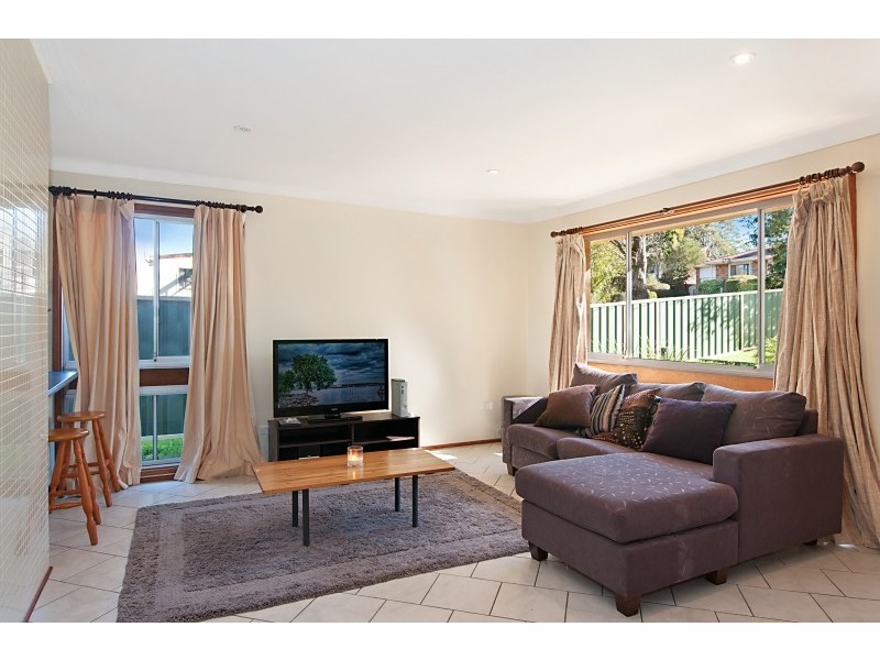 36 Churchill Crescent, Windermere Park NSW 2264