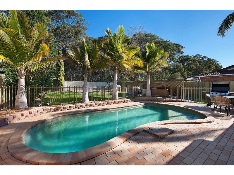 24 Frederick Street, Windermere Park NSW 2264