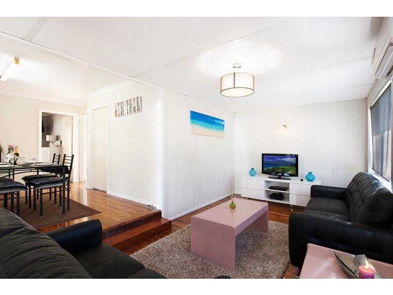 24 Frederick Street, Windermere Park NSW 2264