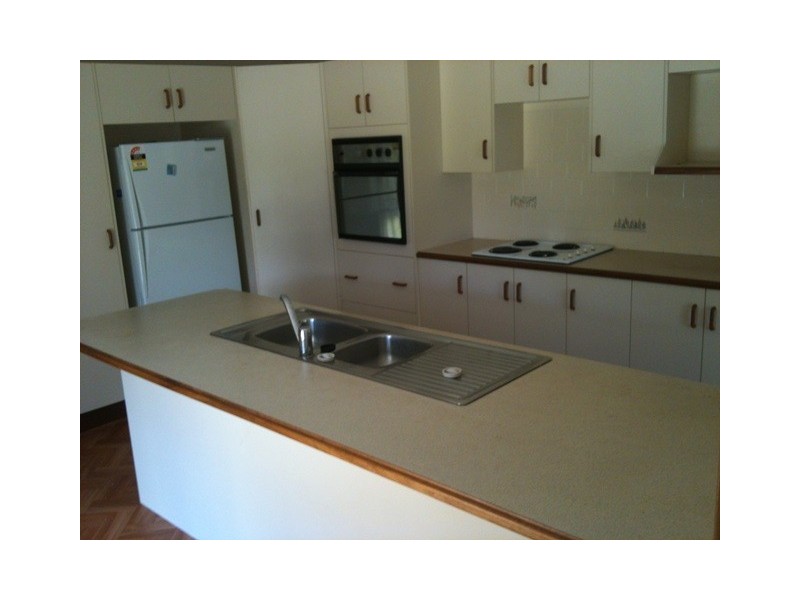 16 Marina Parade, Bonnells Bay NSW 2264